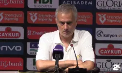 Fenerbahçe Teknik Direktörü Jose Mourinho maç sonrası açıklama yaptı