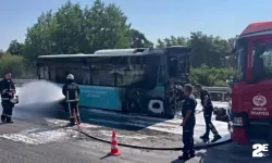 Seyir halindeki halk otobüsü alev aldı