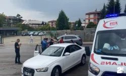 Abisini vurdu, polisi aradı!