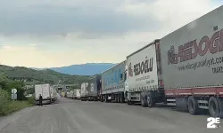 Ardahan-Posof Türkgözü Sınır Kapısı'nda tır kuyruğu