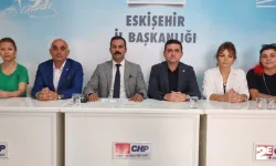 CHP İl Başkanı Talat Yalaz, “Fahiş ev, apart, yurt kiraları öğrencilerimizin ve ailelerinin belini bükmektedir”