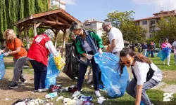 Eskişehirliler temizlik için kolları sıvadılar!