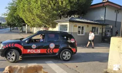 Maaşını alamadığı gerekçesiyle inşaatın çatısına çıktı