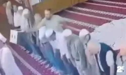 Namaz kıldıran imama plastik tabure ile vurdu