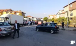 Üç araç birbirine girdi!