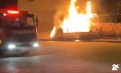 Bagajdaki mutfak tüpü alev aldı: Araç ateş topuna döndü!