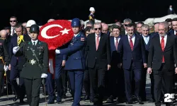 Cumhurbaşkanı Erdoğan başkanlığındaki devlet erkanı Anıtkabir’i ziyaret etti