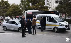 Gündüz vakti otomobili kurşunladılar