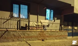 Motosikletli iki kişi daireye silahlı saldırı düzenledi