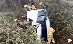 Yoldan çıkan araç kanala düştü!