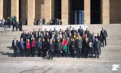 Ders zili çalmayan okul 100. Yılını Ata’nın huzurunda kutladı