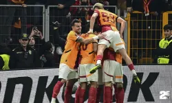 Galatasaray ilk yarıda Tottenham'a fark attı!