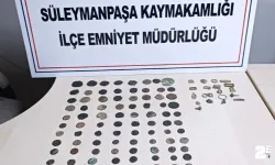 Kaçak kazı yapanlar sikkelerle yakalandı