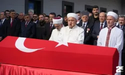 Kıbrıs gazisisin son yolculuğuna Cumhurbaşkanı Tatar katıldı