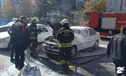 Otomobildeki yangın büyümeden söndürüldü