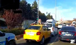 Otomobiller çarpıştı: Yaralılar var!