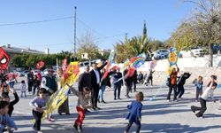 Uçurtma şenliğinde gökyüzü renklendi