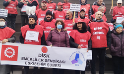 Eskişehir Disk Emekli-Sen’den sessiz protesto!