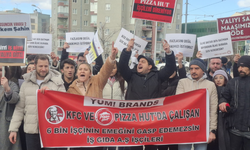 Eskişehir'de KFC ve Pizza Hut çalışanlarından protesto: "Vicdanınız yok mu?"