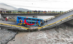 Peru'da köprü çöktü: 2 ölü, 41 yaralı