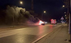 Eskişehir'de feci olay: Otomobil alev alev yandı!