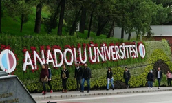 Anadolu Üniversitesi'ne 5 ödül!