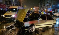 Kaza yapan alkollü sürücü, bindirildiği ekip otosunda silahla kendini vurdu