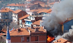 Yaşlı kadının evi yangında kullanılamaz hale geldi!