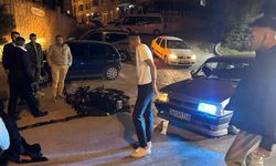 Otomobil ile çarpışan motosikletteki 2 kişi yaralandı