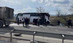 Eskişehir'de feci kaza: Çok sayıda yaralı var!