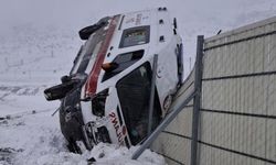 Ambulans kazası: Yaralılar var!