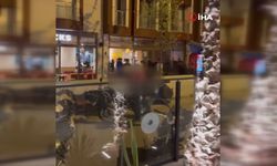Büyükçekmece’de kafede kavga: Sandalyeler havada uçtu