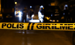 Emekli polis memuru otobüs durağında kendini vurdu!
