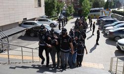 FETÖ’yü Finanse Eden Maydonoz Döner’e Operasyon: 23 Şüpheli Yakalandı