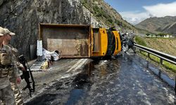 Hakkari-Van yolunda trafik kazası: 2 yaralı