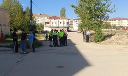 Önce çarpıp sona üzerinden geçtiği arkadaşını ağır yaraladı