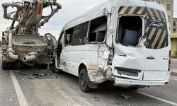 Otomobil, beton mikseri ve minibüs çarpıştı: 11 yaralı