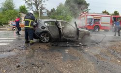 Seyir halindeki otomobilde yangın çıktı!