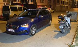Eskişehir'de motosikletli kurye otomobille çarpıştı: 1 yaralı