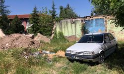 Eskişehir'de moloz dolu arazi otoparka döndü