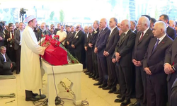 Sırrı Süreyya Önder son yolculuğuna uğurlandı