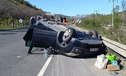 Çarpışan otomobillerden biri takla attı: 1 yaralı