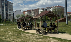 Eskişehirliler Millet Bahçesi’ne akın etti!