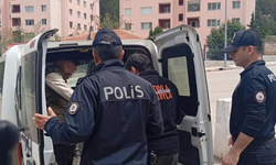 Aranan 2 şahıs operasyonla yakalandı