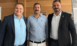 Gençlik kollarından “Eğitimciye” yumruk