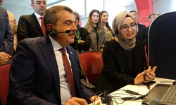 Bakan Tekin çağrı karşıladı