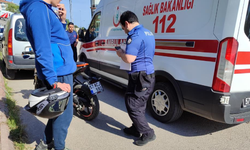 Minibüs ile motosiklet çarpıştı!