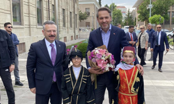 Bakan Bayraktar, Eskişehir Valiliği'ni ziyaret etti