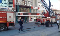 Korkutan çatı yangını!