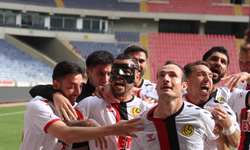 Kral adamsın Necati